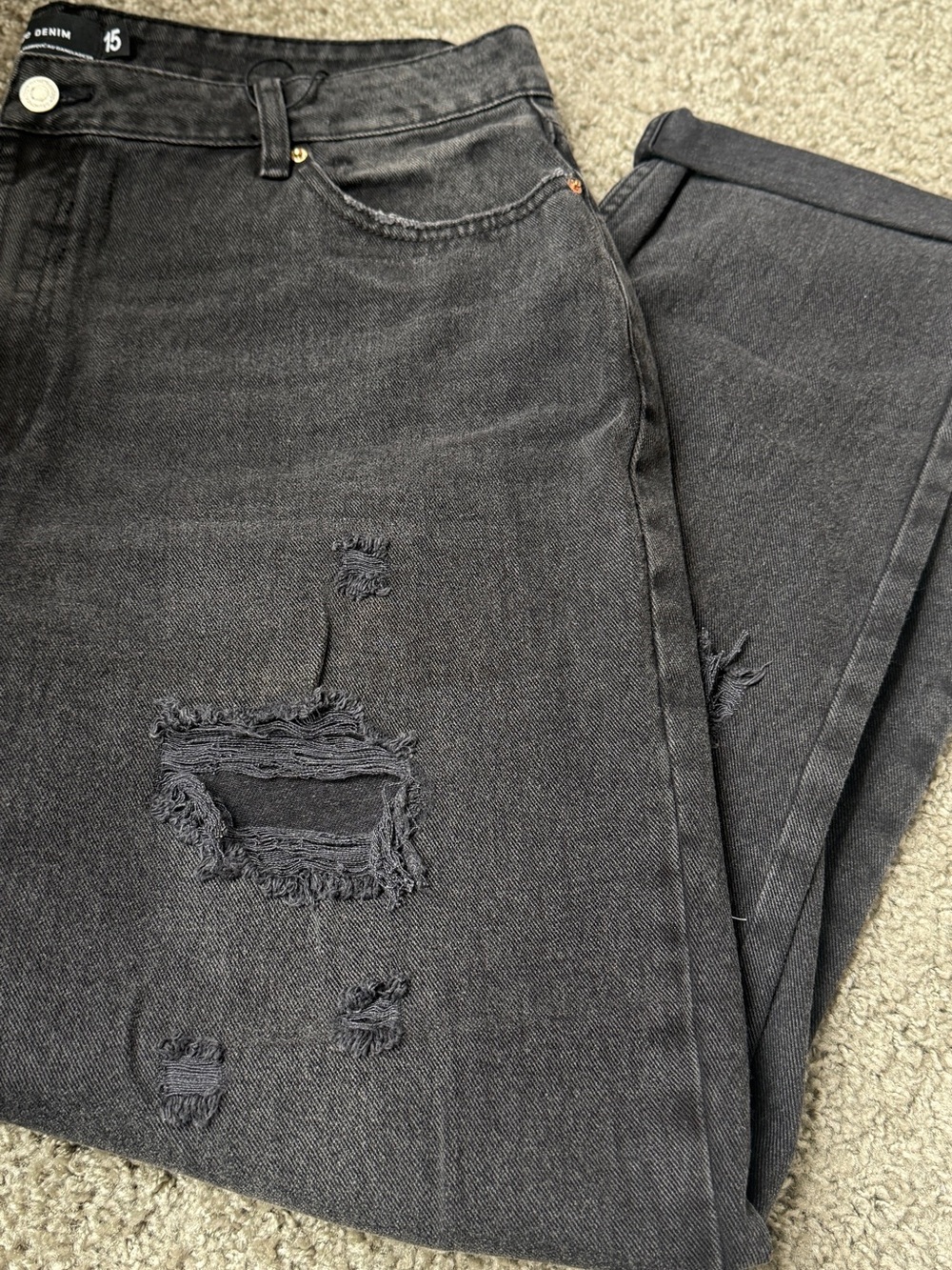 Black Distressed Jeans